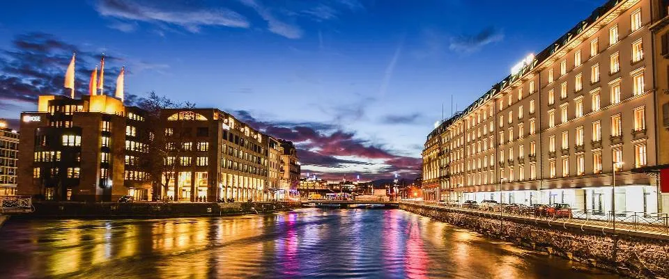 République et Canton de Genève la nuit